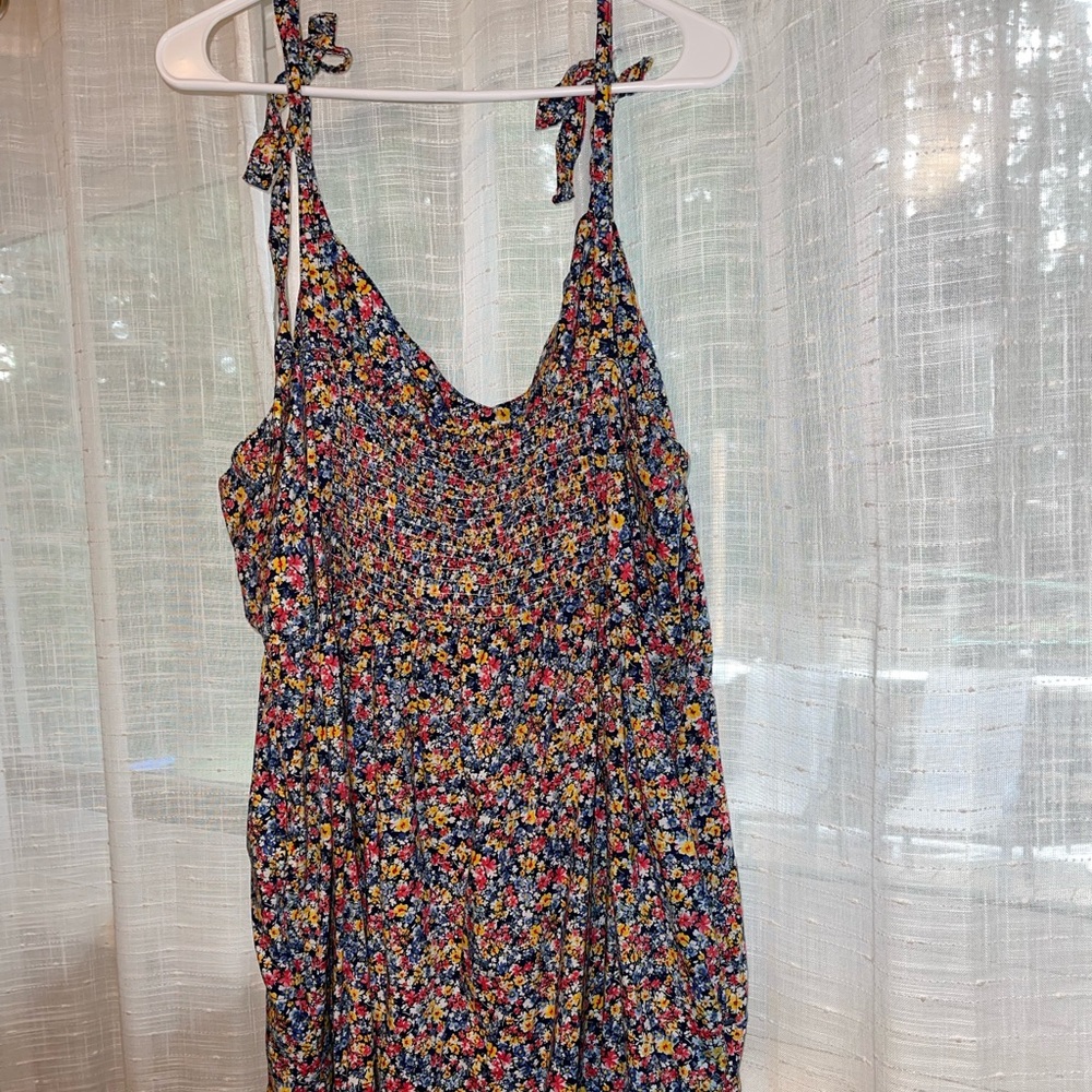 Plus size tie shoulder floral cami mini dress with pockets